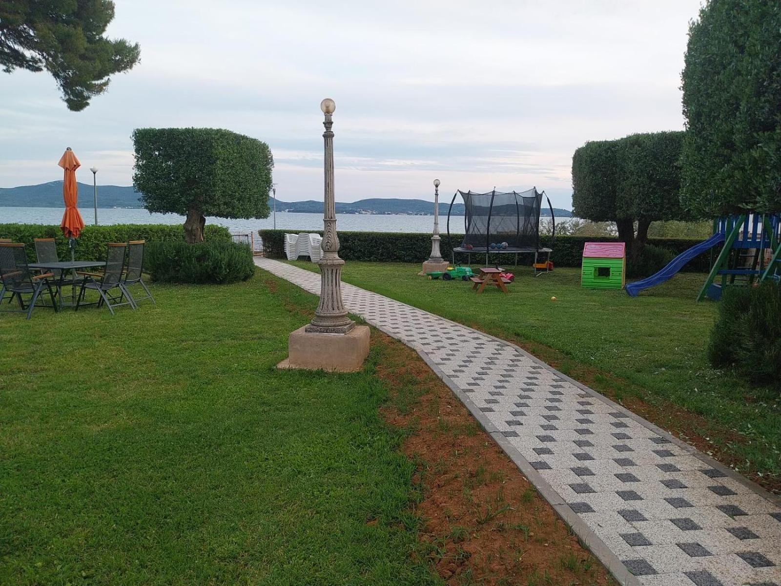 Apartments Becky On A Sandy Beach Without Crowd Sukošan Екстериор снимка